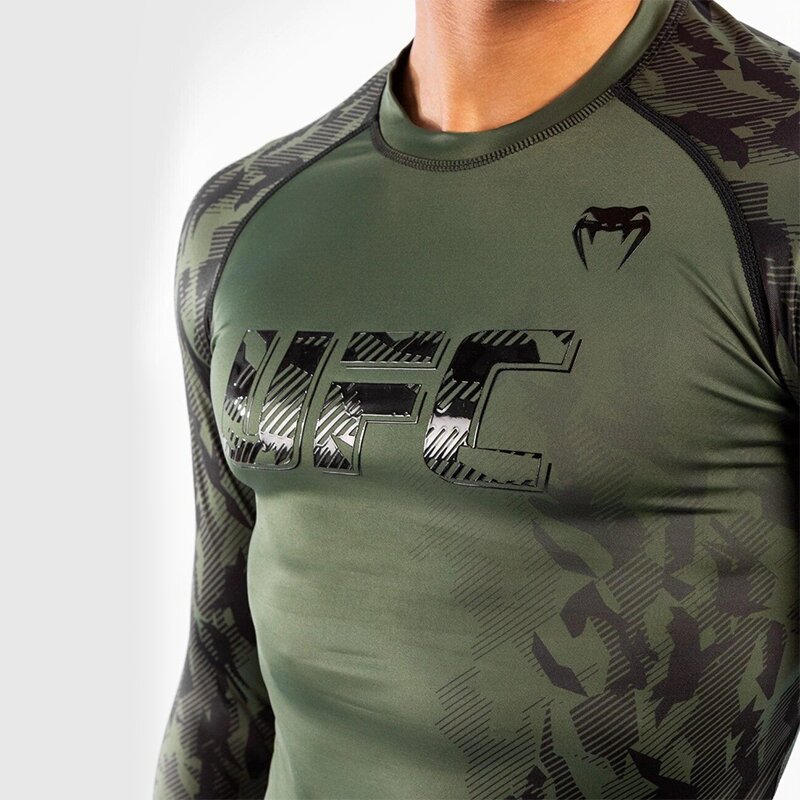 T-SHIRT DE COMPRESSION MANCHES LONGUES HOMME UFC VENUM AUTHENTIC FIGHT WEEK - KAKI