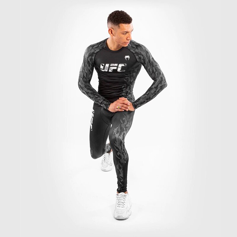 https://aecor.tn/web/image/product.image/1270/image_1024/T-SHIRT%20DE%20COMPRESSION%20MANCHES%20LONGUES%20HOMME%20UFC%20VENUM%20AUTHENTIC%20FIGHT%20WEEK%20-%20NOIR?unique=d775a01