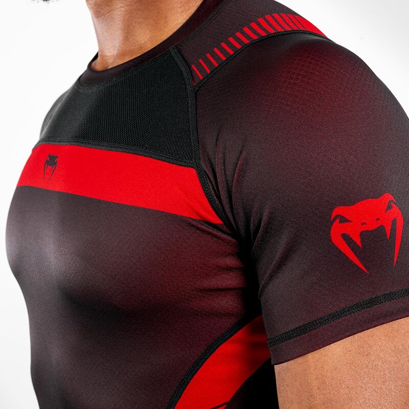 T-SHIRT DE COMPRESSION VENUM NOGI 3.0 - MANCHES COURTES - NOIR/ROUGE