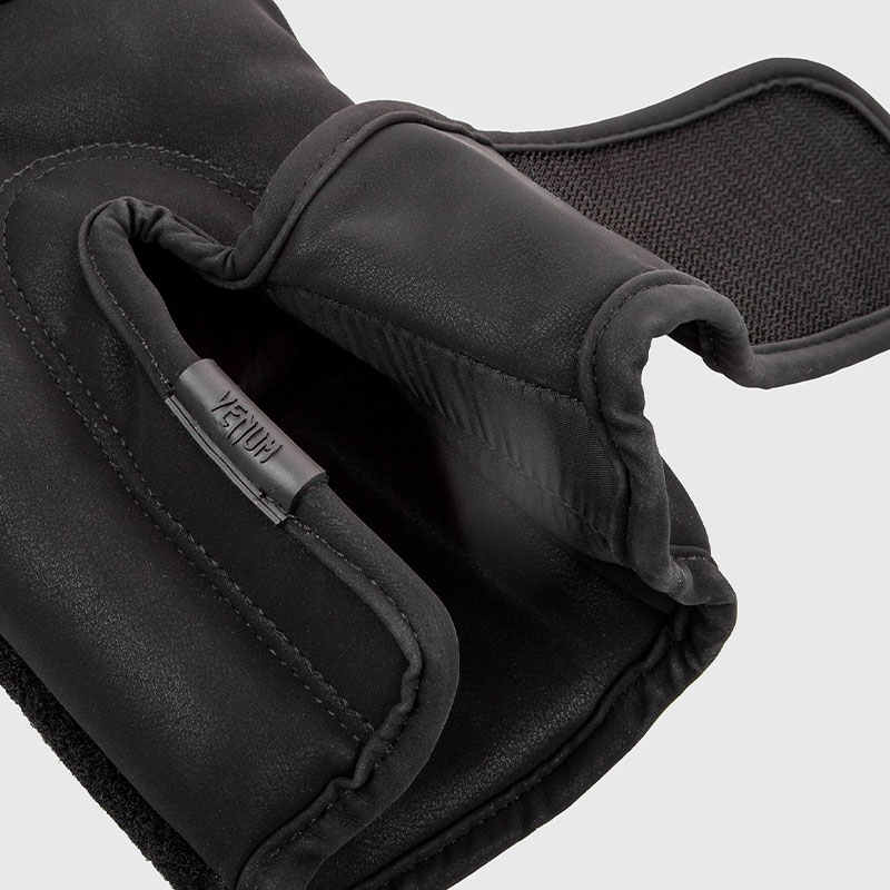 Gants de Boxe d'entrainement Venum IMPACT Noir/Noir 