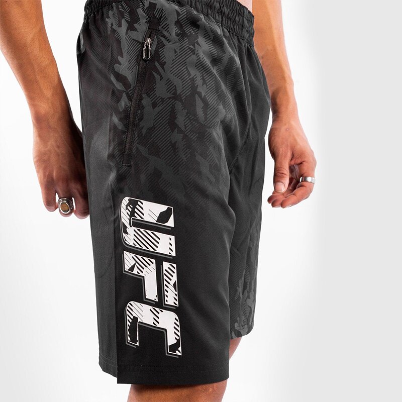 Short de MMA noir respirant pour hommes • Fight Zone