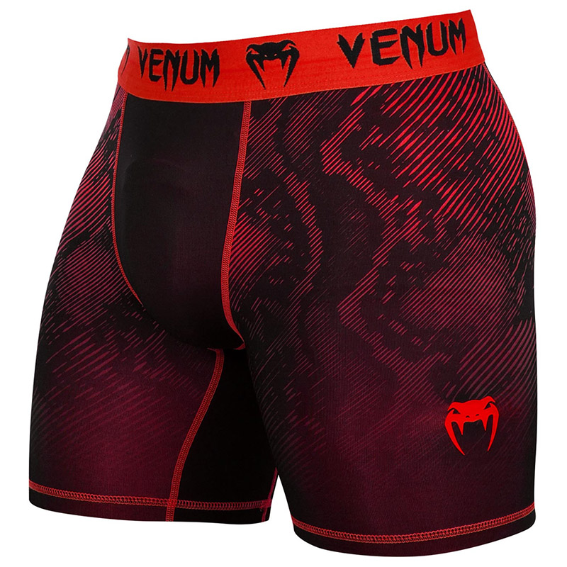 Short de compression Venum Fusion (Black/Red, XXL)